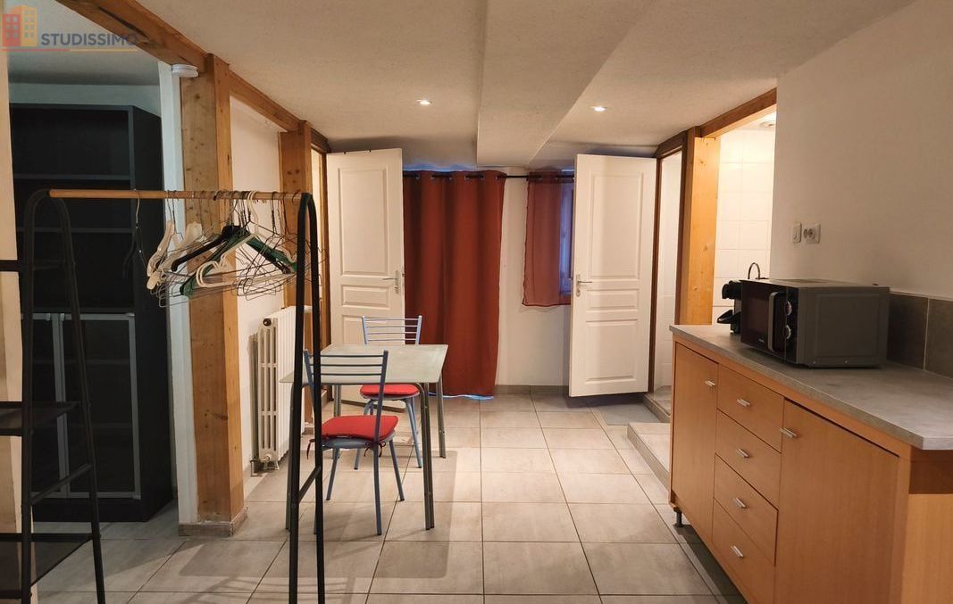 Studio meublé 35m² Ménétrol 63200 - Meublé, lumineux - Photo 2