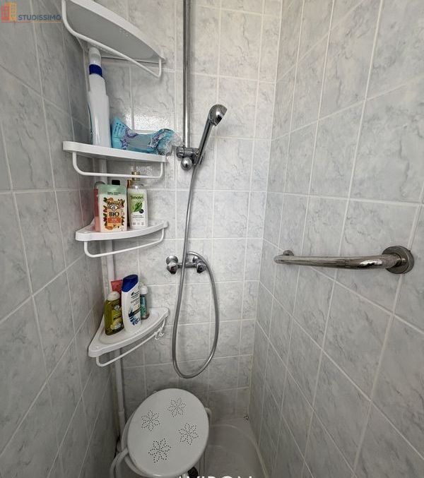 Studio 13m² Chartres - Étage 2, DPE D - Photo 6
