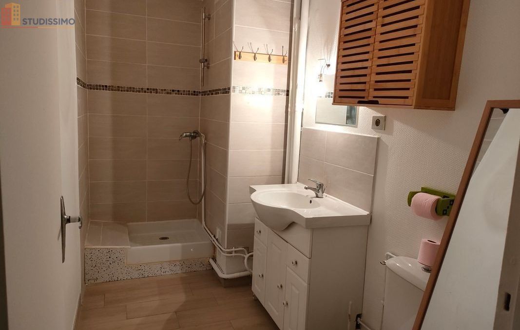 Studio meublé 31m² Clermont-Ferrand 63000 - Meublé, lumineux - Photo 1