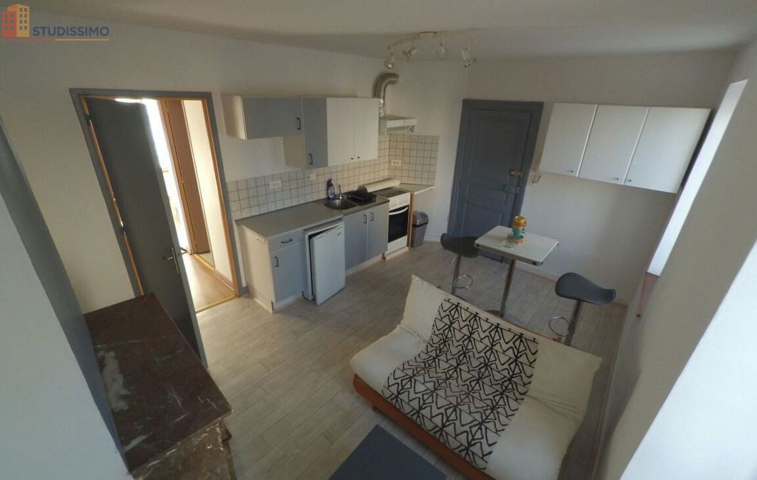 Studio meublé 30m² Ambert - Meublé, 1 pièce - Photo 2