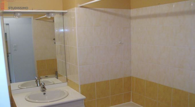 Studio 23m² Clermont-Ferrand 63000 - Photo 3