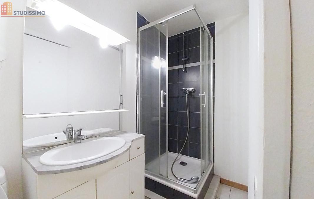 Studio 20m² Clermont-Ferrand - Sans caractéristique mentionnée - Photo 1