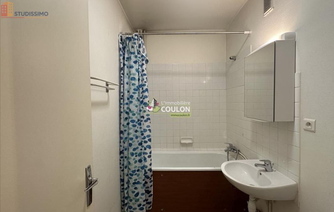 Studio 28m² Clermont-Ferrand 63000 - Étage 3, DPE D - Photo 4