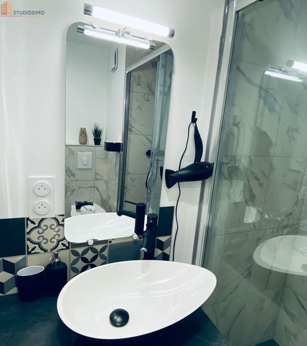 Studio meublé 35m² Clermont-Ferrand 63000 - Centre, lumineux - Photo 1