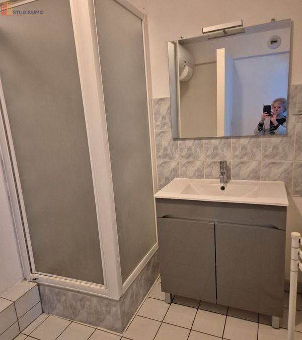 Studio 25m² Clermont-Ferrand centre - Proche commerces, lumineux - Photo 7