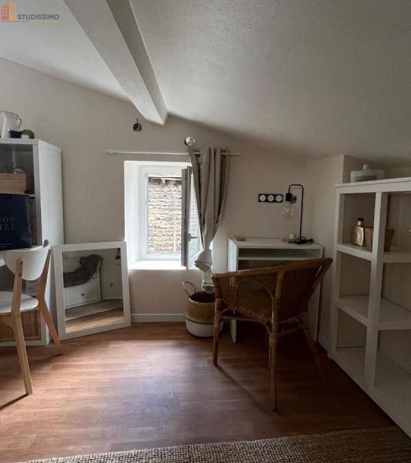Studio 10m² Clermont-Ferrand 63000 - Meublé, étage 3 - Photo 1