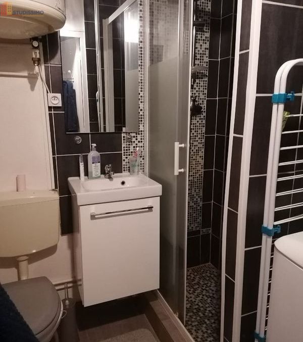 Studio 20m² Clermont-Ferrand 63100 - Meublé, DPE D - Photo 2