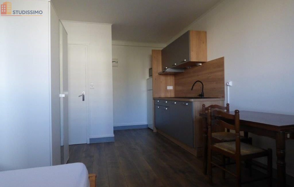 Studio meublé 15m² Clermont-Ferrand 63000 - Proche facs, centre-ville - Photo 2