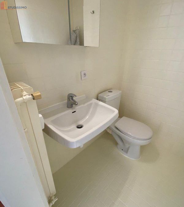 Studio meublé 20m² Strasbourg centre - Proche tram et bus - Photo 1
