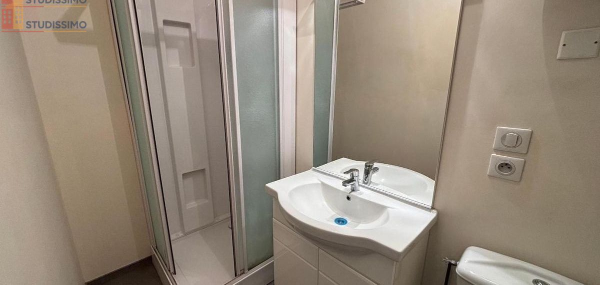 Studio 27m² Pontgibaud - - Photo 2
