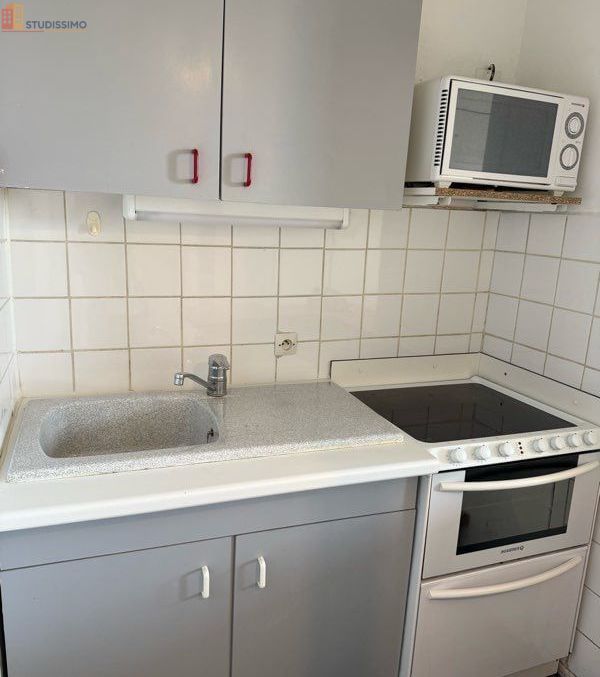 Studio meublé 26m² Strasbourg Krutenau - Lumineux, 6e étage - Photo 2