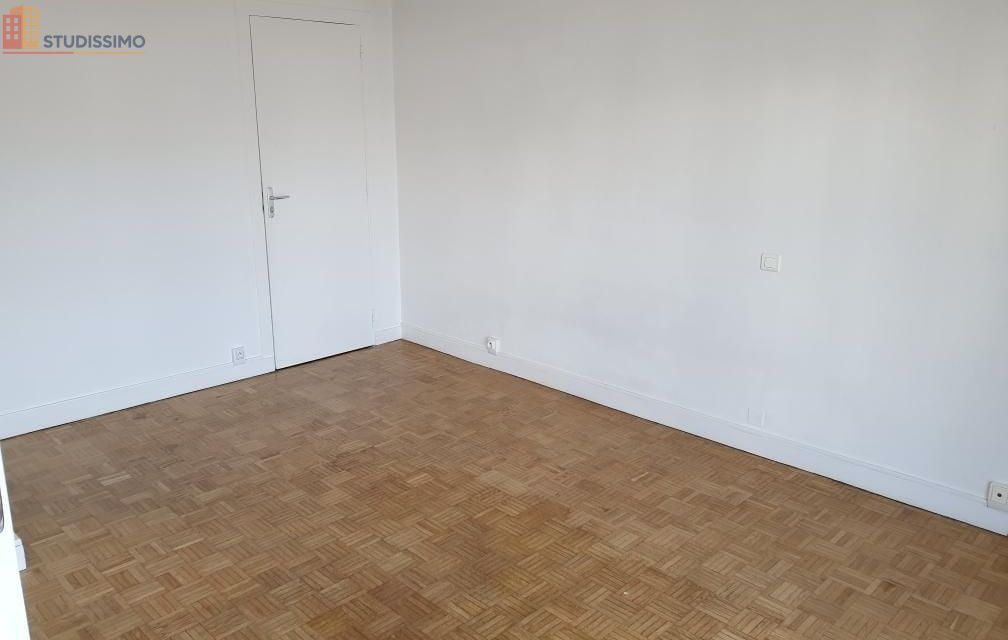 Studio 27m² Clermont-Ferrand 63000 - Photo 3