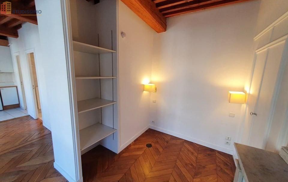 Studio 32m² Clermont-Ferrand - Étage 2, DPE F - Photo 1