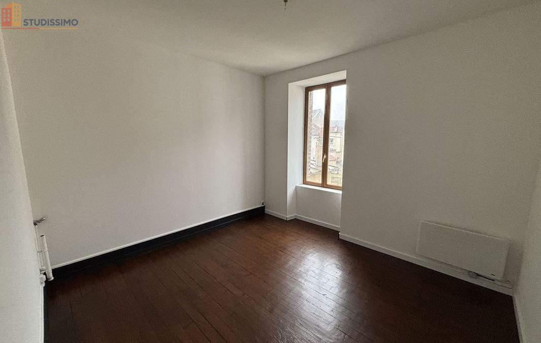 Studio 36m² Vesoul - Étage 1/2, DPE D - Photo 2