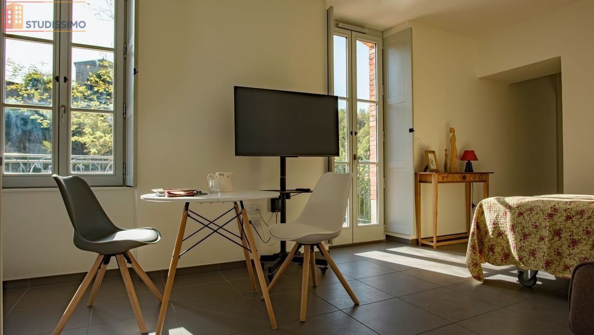 Studio 25m² Olliergues 63880 - Résidence senior, PMR - Photo 2