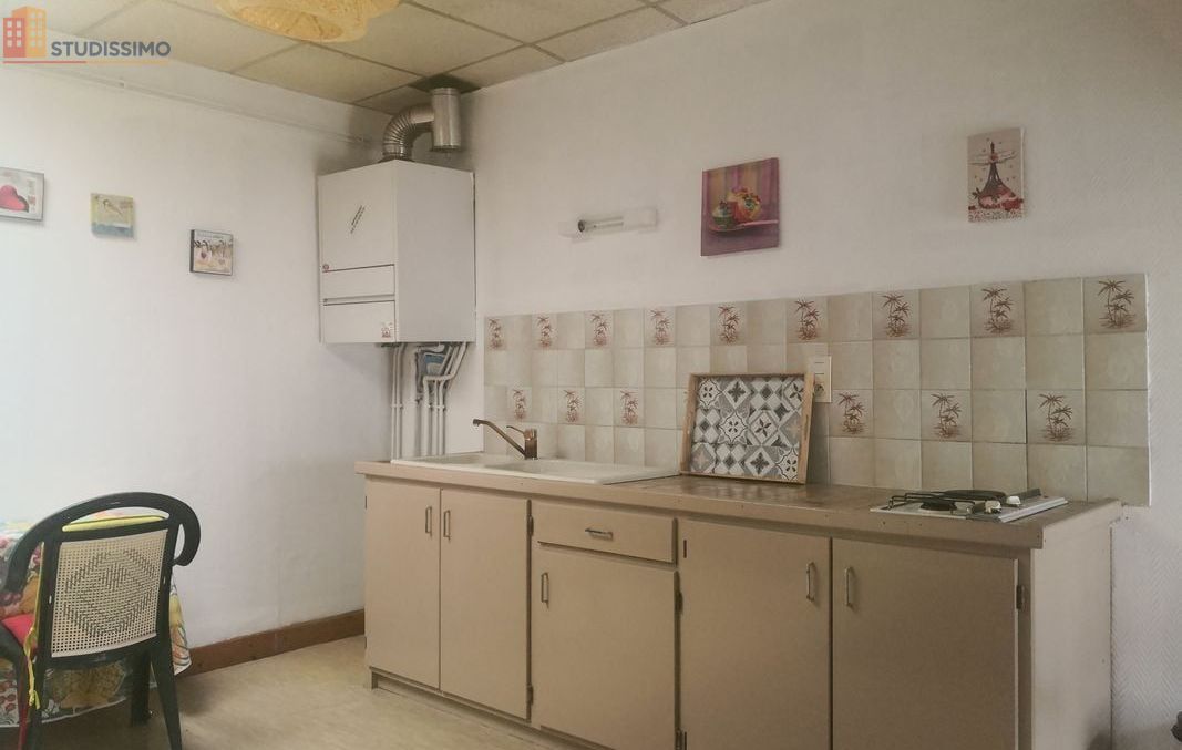 Studio meublé 25m² Issoire - Meublé, DPE D - Photo 1