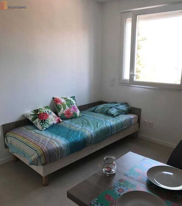 Studio 19m² Clermont-Ferrand - Meublé, résidence étudiante - Photo 3