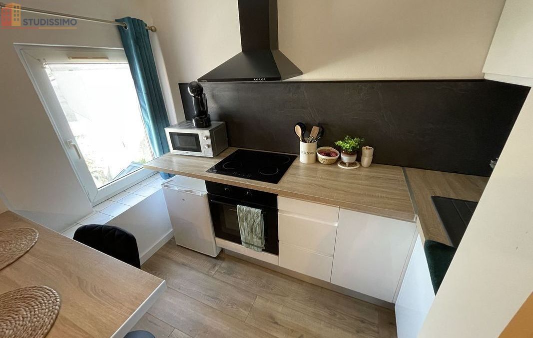 Studio 27m² Vesoul - Meublé, dernier étage - Photo 1