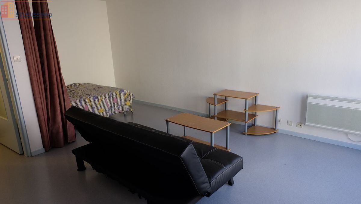 Studio meublé 32m² Vesoul - Résidence sécurisée, proche gare - Photo 2
