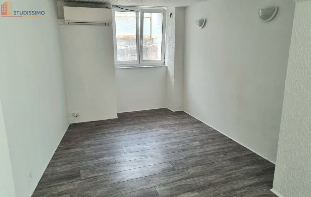 Studio 25m² Port-sur-Saône - - Photo 2