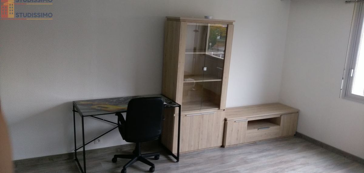 Studio meublé 31m² Vesoul - Meublé, DPE C - Photo 2