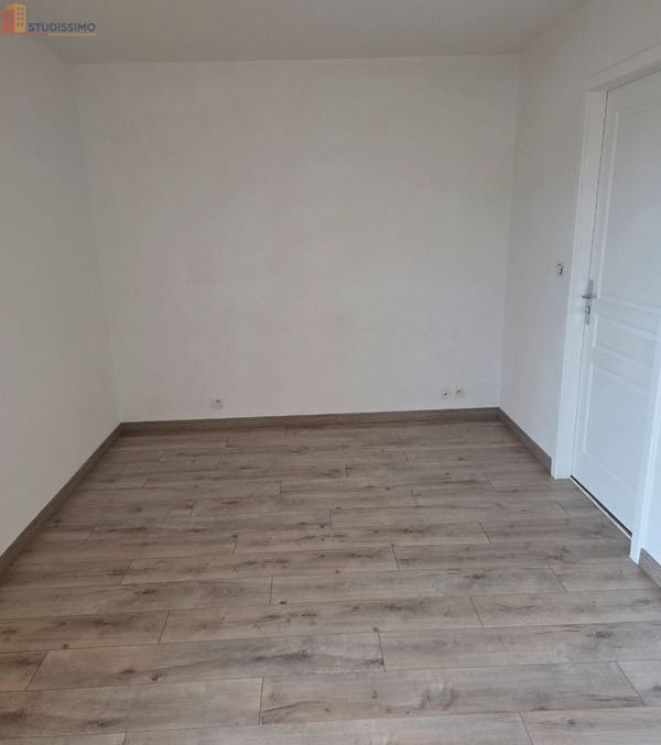 Studio 26m² Luxeuil-les-Bains - Centre-ville, proche commodités - Photo 2