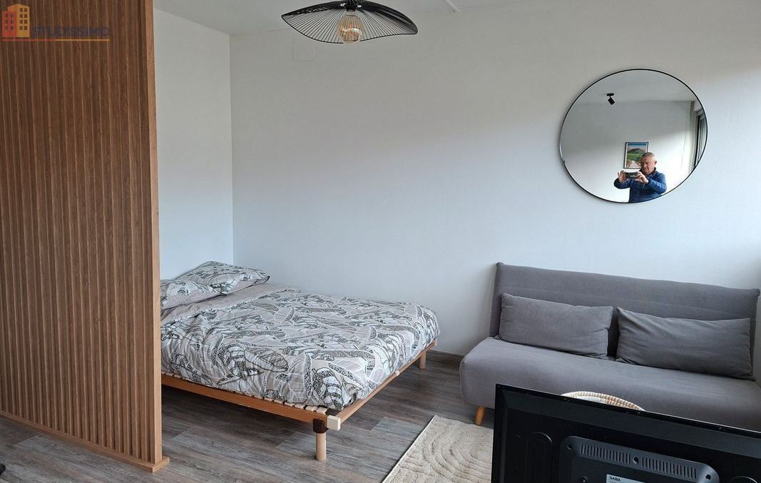 Studio meublé 28m² Chamalières - Dernier étage, lumineux - Photo 1