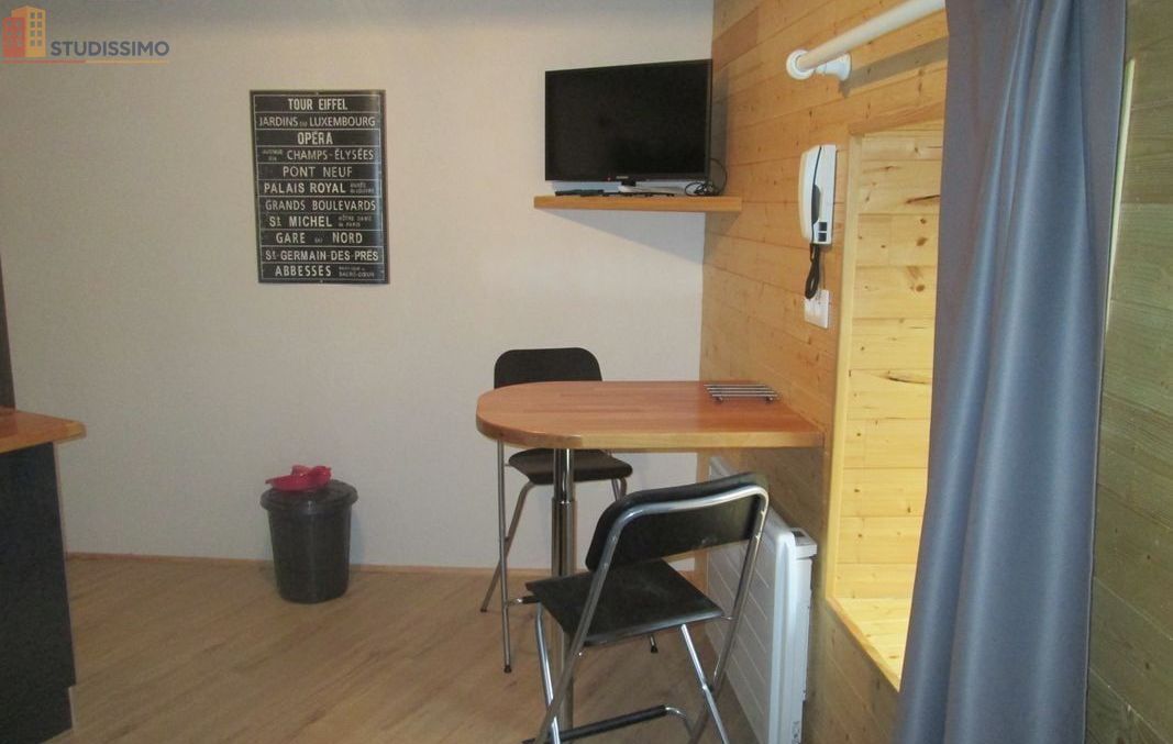 Studio meublé 22m² Ambert - Meublé, DPE B - Photo 2