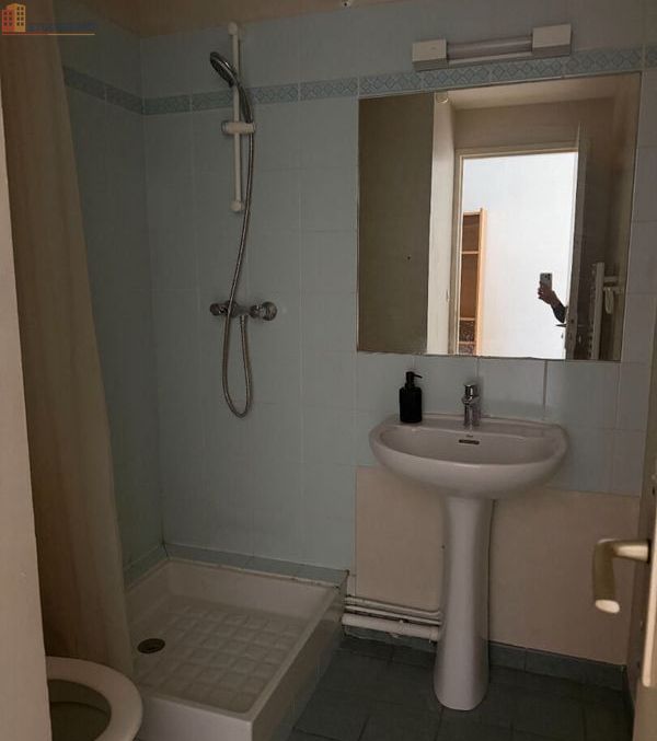 Studio meublé 28m² Chalon-sur-Saône - Étage élevé, lumineux - Photo 1