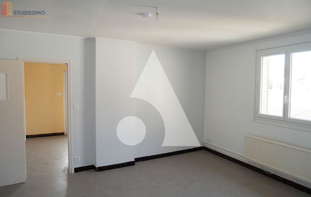 Studio 42m² Montceau-les-Mines - Lumineux, étage élevé - Photo 1