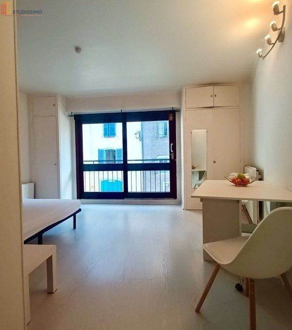 Studio meublé 25m² Pau centre - Ascenseur, lumineux - Photo 1