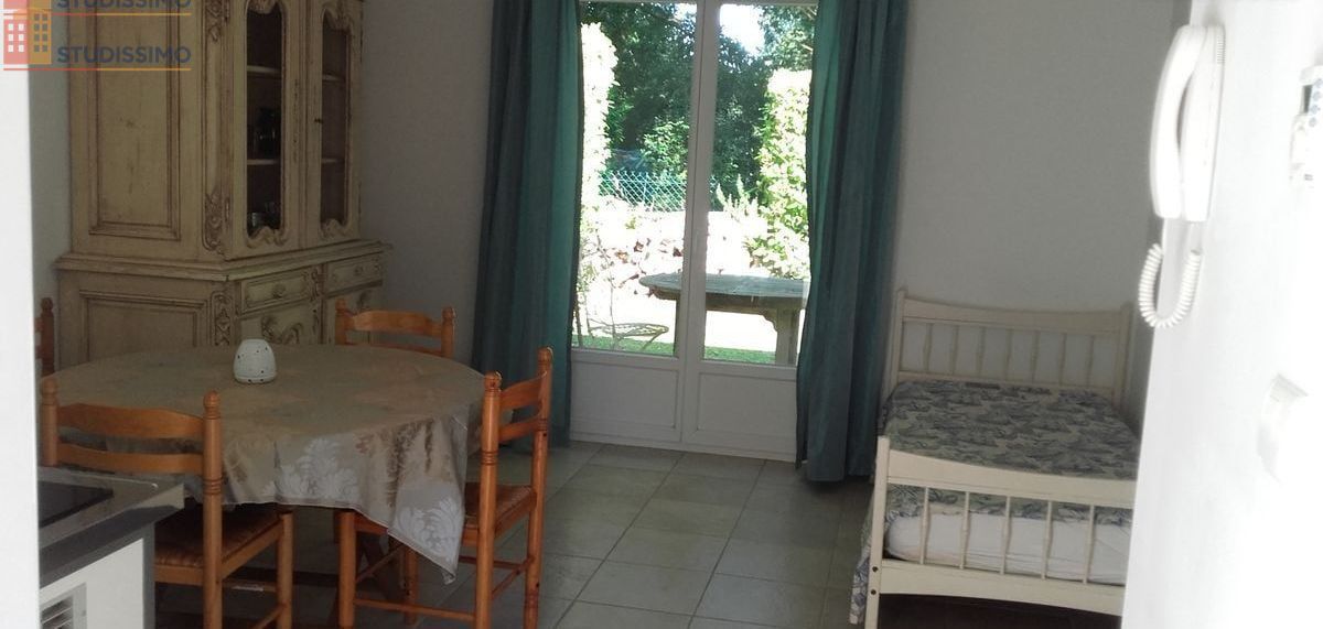 Studio meublé 24m² Lons 64140 - Résidence principale, meublé - Photo 1