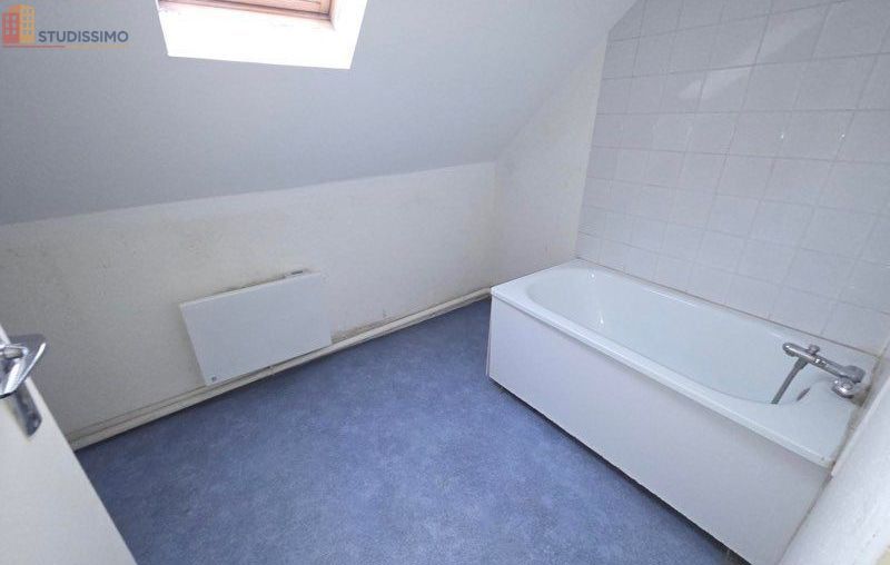 Studio meublé 18m² Le Creusot - Meublé, 1er étage - Photo 2