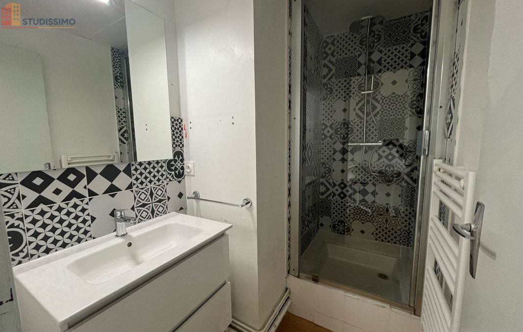 Studio 21m² Pau 64000 - Meublé, lumineux - Photo 1