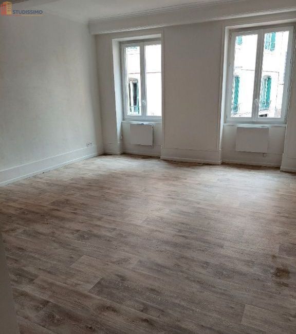 Studio 38m² Mâcon - Lumineux, 1er étage - Photo 4