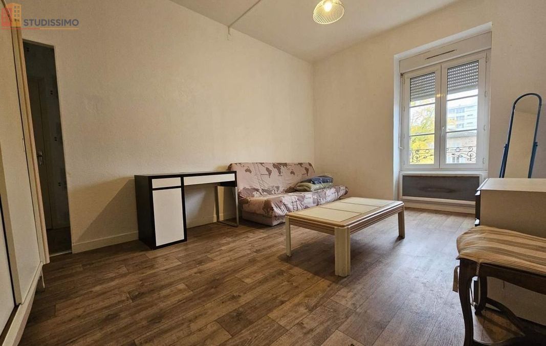 Studio à Mâcon