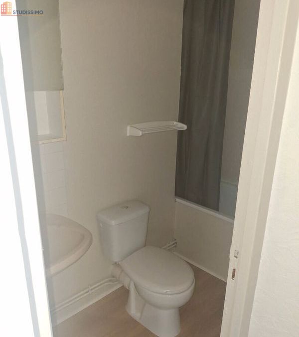 Studio 21m² Saint-Renan - Étage supérieur, lumineux - Photo 4