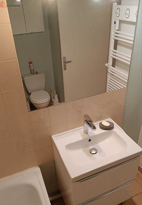 Studio meublé 33m² Billère 64140 - Place auto privée, cave - Photo 1