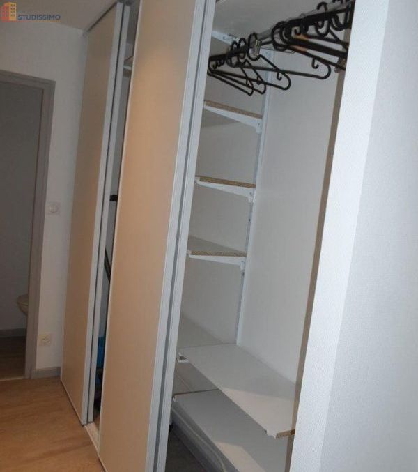 Studio meublé 31m² Le Creusot - Centre, en très bon état - Photo 3