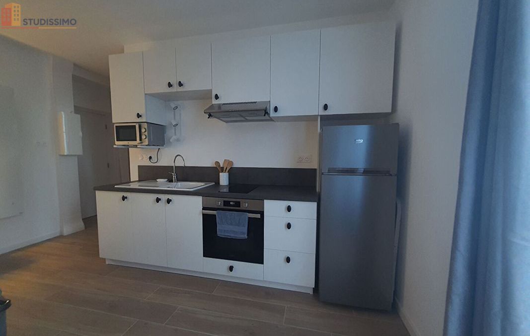 Studio meublé 26m² Pau 64000 - Meublé, DPE C - Photo 2