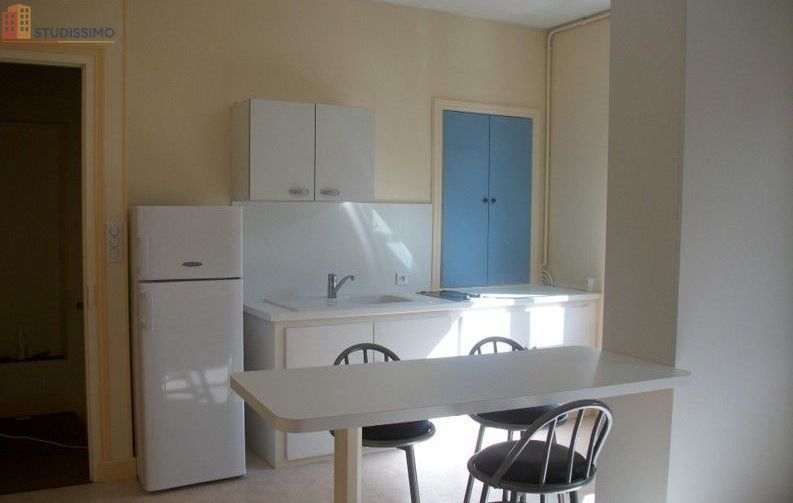 Studio 40m² Marcigny - Meublé, très lumineux - Photo 2