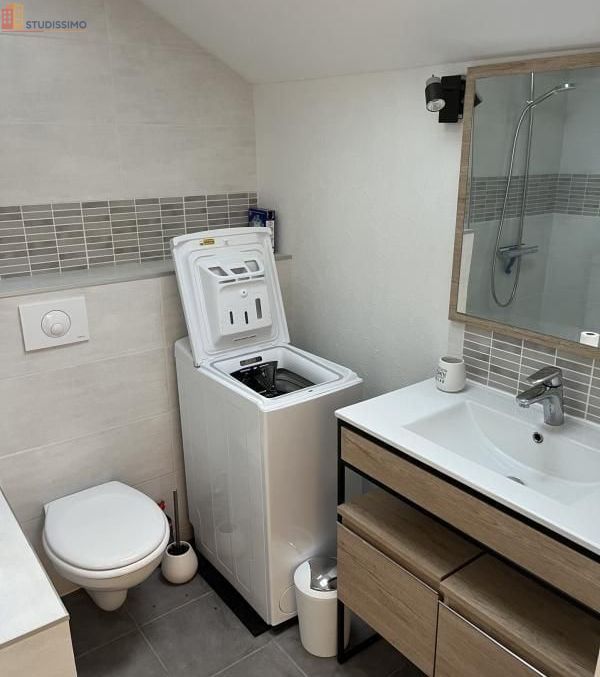 Studio 35m² Le Creusot - Étage 2, DPE D - Photo 2