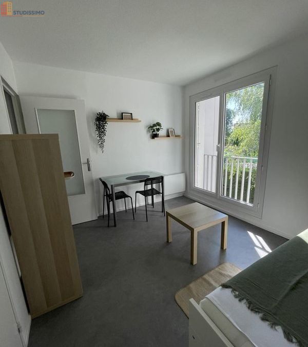 Studio meublé 17m² Pau 64000 - Meublé, 1er étage - Photo 1