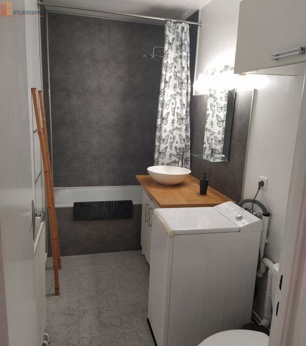 Studio meublé 28m² Pau 64000 - Meublé, 2e étage - Photo 1