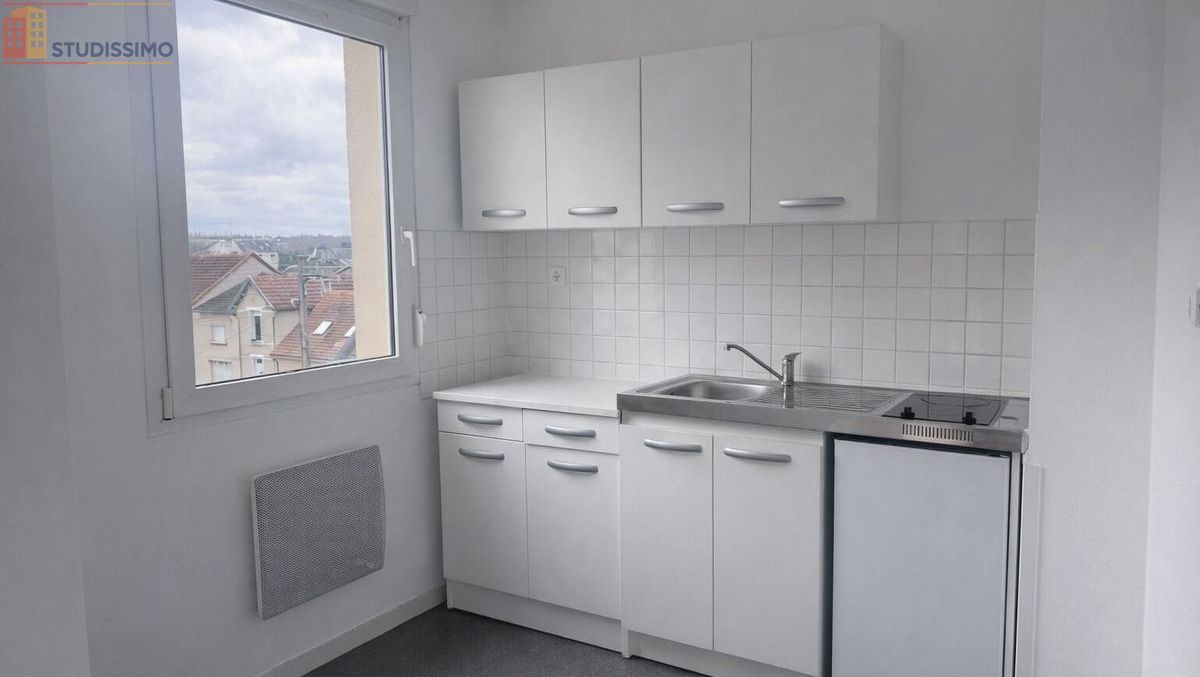 Studio meublé 26m² Le Mans - Lumineux, 3e étage - Photo 4