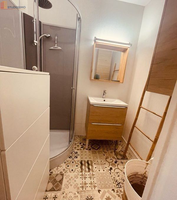 Studio meublé 27m² Le Grau-du-Roi - Vue marina, place parking - Photo 1