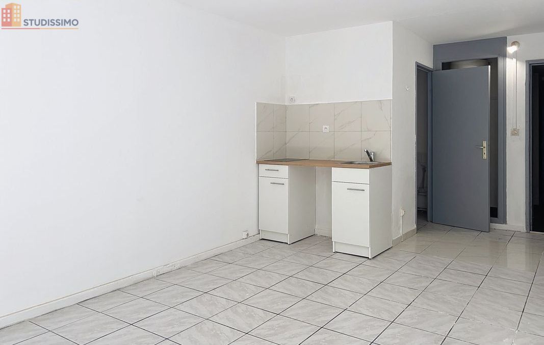 Studio 23m² Nîmes centre - Lumineux - Photo 3