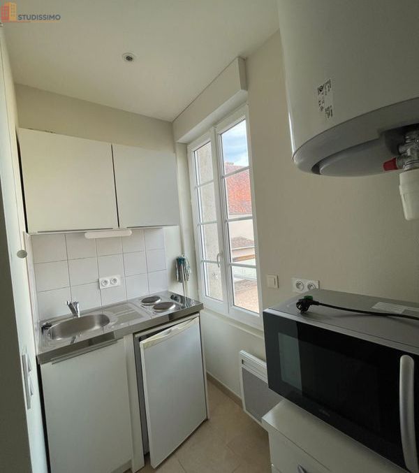 Studio meublé 22m² Loir-en-Vallée 72340 - Meublé, 1er étage - Photo 1