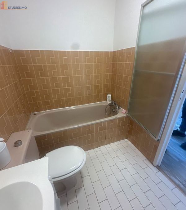 Studio 27m² Bayonne 64100 - Meublé, terrasse - Photo 3
