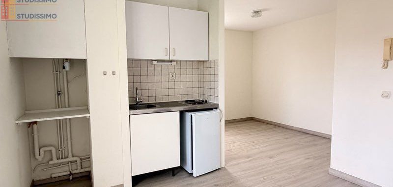 Studio 24m² Pau 64000 - Balcon, parking privé - Photo 2